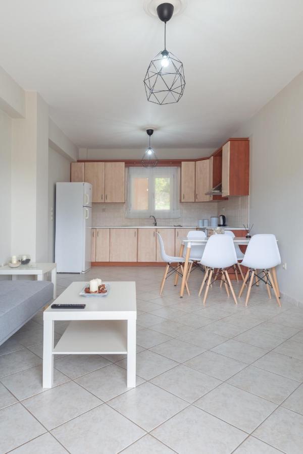 Lagadi Apartment 1 アルゴストリオン エクステリア 写真